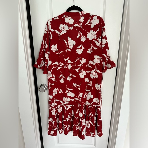 Petite Studio NYC Celina Red Floral Long Dress Size M - Picture 6 of 6